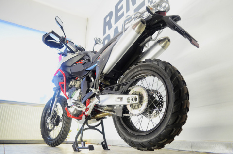 SWM 650 SUPERDUAL T ON ROAD SWM 650 SUPERDUAL T ON ROAD