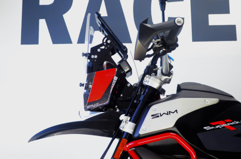 SWM 650 SUPERDUAL T ON ROAD SWM 650 SUPERDUAL T ON ROAD