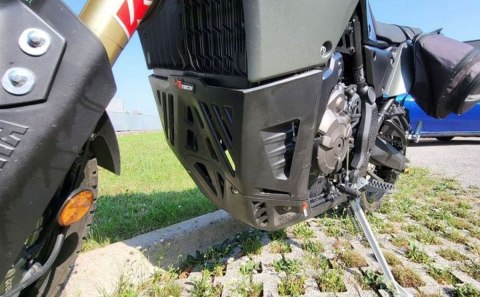 RACETECH (RTECH) OSŁONA SILNIKA Z TECHNOPOLIMERU (GÓRNA) T7 REVOLUTION YAMAHA TENERE 700 '19-'24 KOLOR CZARNY