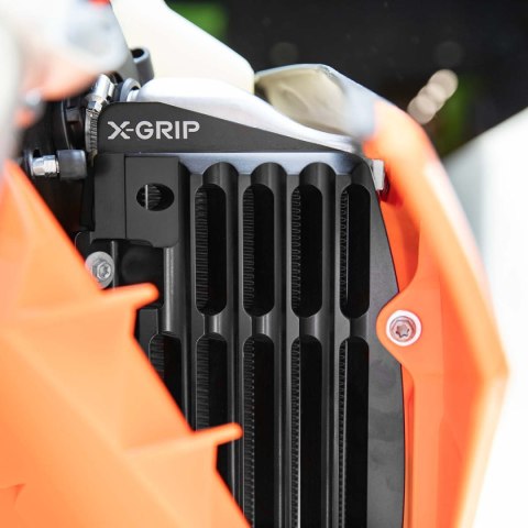 X-GRIP OSŁONY CHŁODNICY (KOMPLET) AIR FORCE GASGAS EC '21-, HUSQVARNA '17-, KTM '17- KOLOR CZARNY (PATRZ OPIS TOWARU)