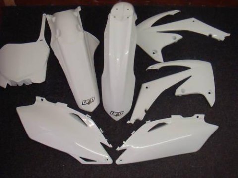 UFO KOMPLET PLASTIKÓW YAMAHA YZF 450 '11-'12 KOLOR BIAŁY (YA311E046)