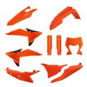 POLISPORT KOMPLET PLASTIKÓW (FULL KIT) KTM EXC/EXC-F/XC-W/XC-WF TBI '26 W ZESTAWIE OSŁONA LAMPY (8681300001) ORAZ OSŁONY AMORTYZ